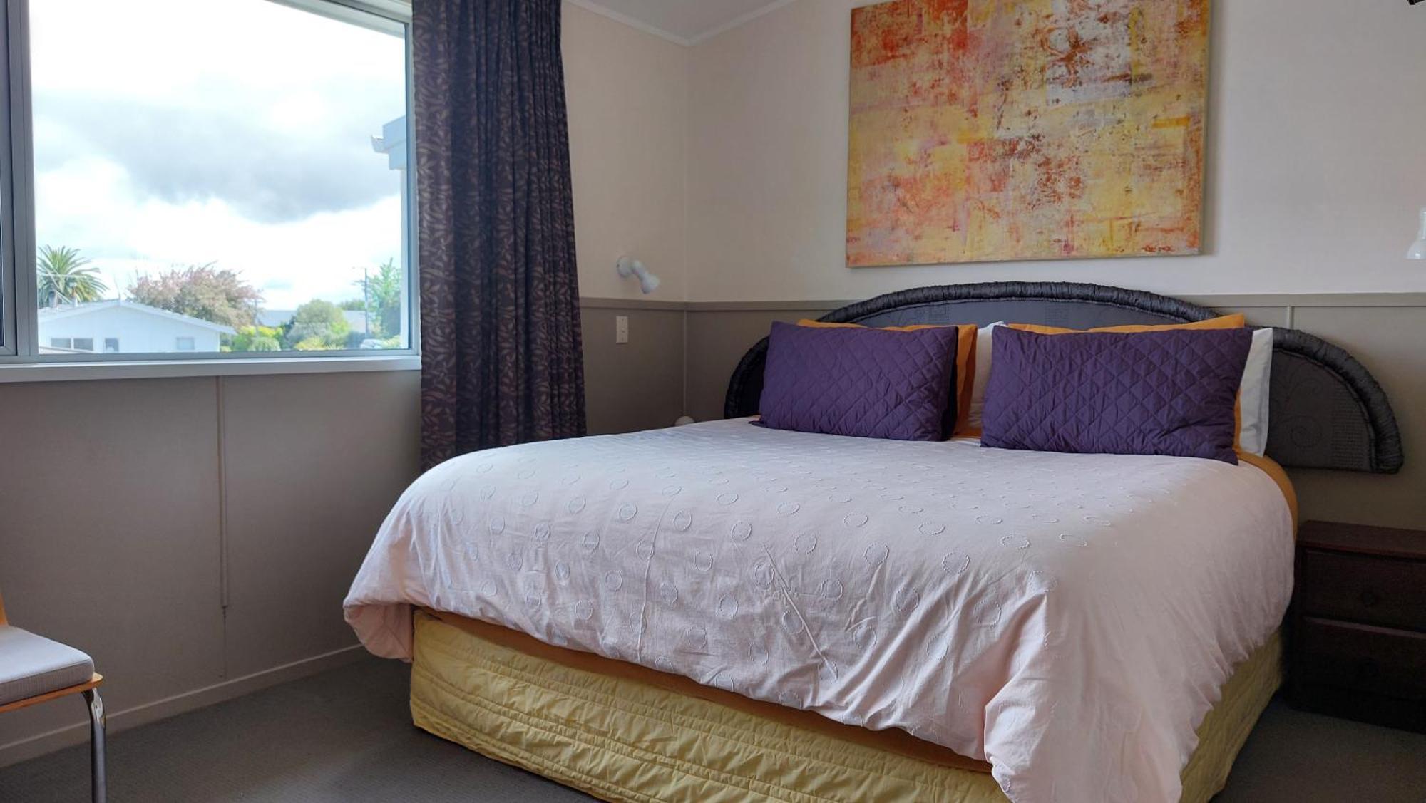 Bed And Breakfast Happy Home Taupo Accommodation Buitenkant foto