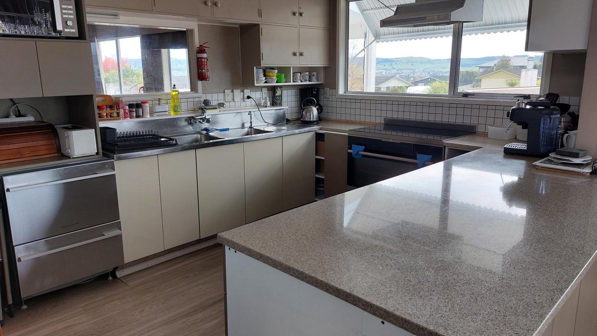 Bed And Breakfast Happy Home Taupo Accommodation Buitenkant foto