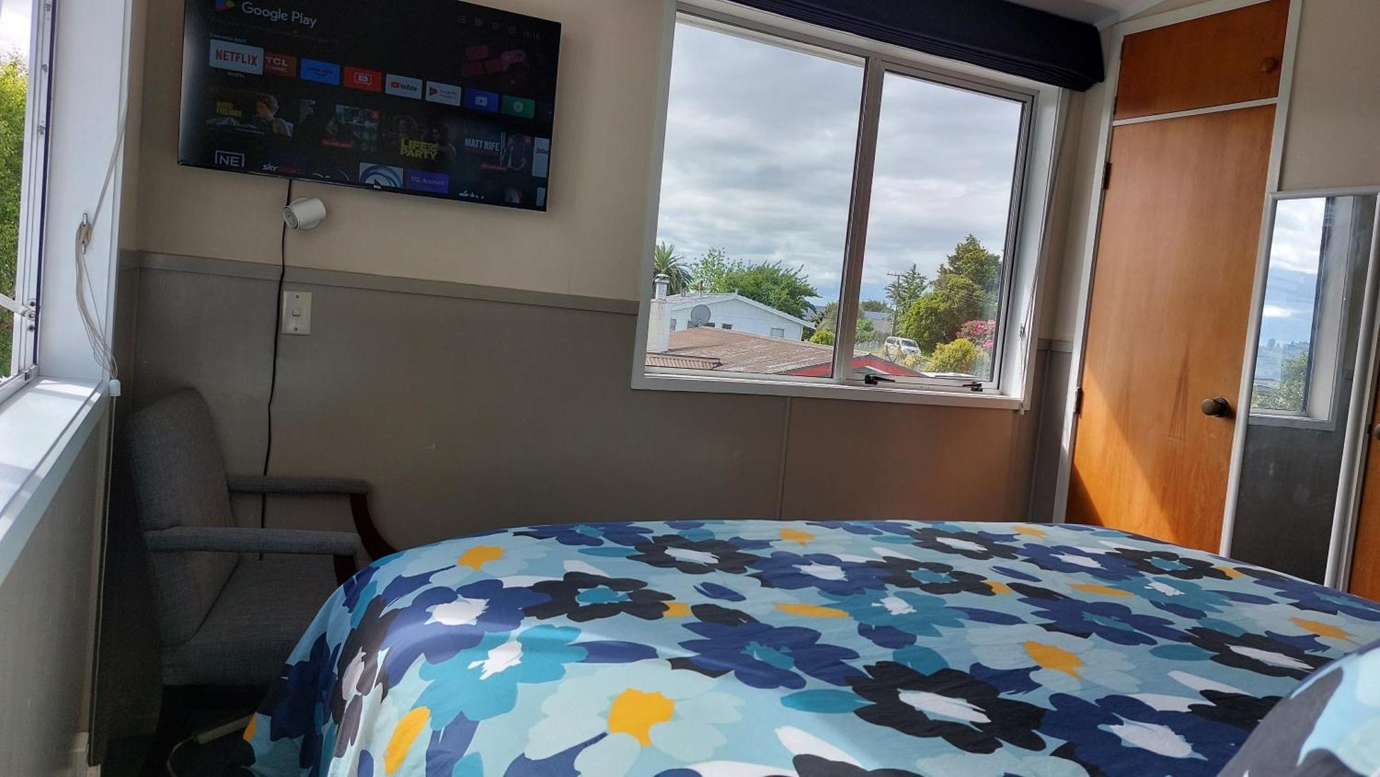 Bed And Breakfast Happy Home Taupo Accommodation Buitenkant foto