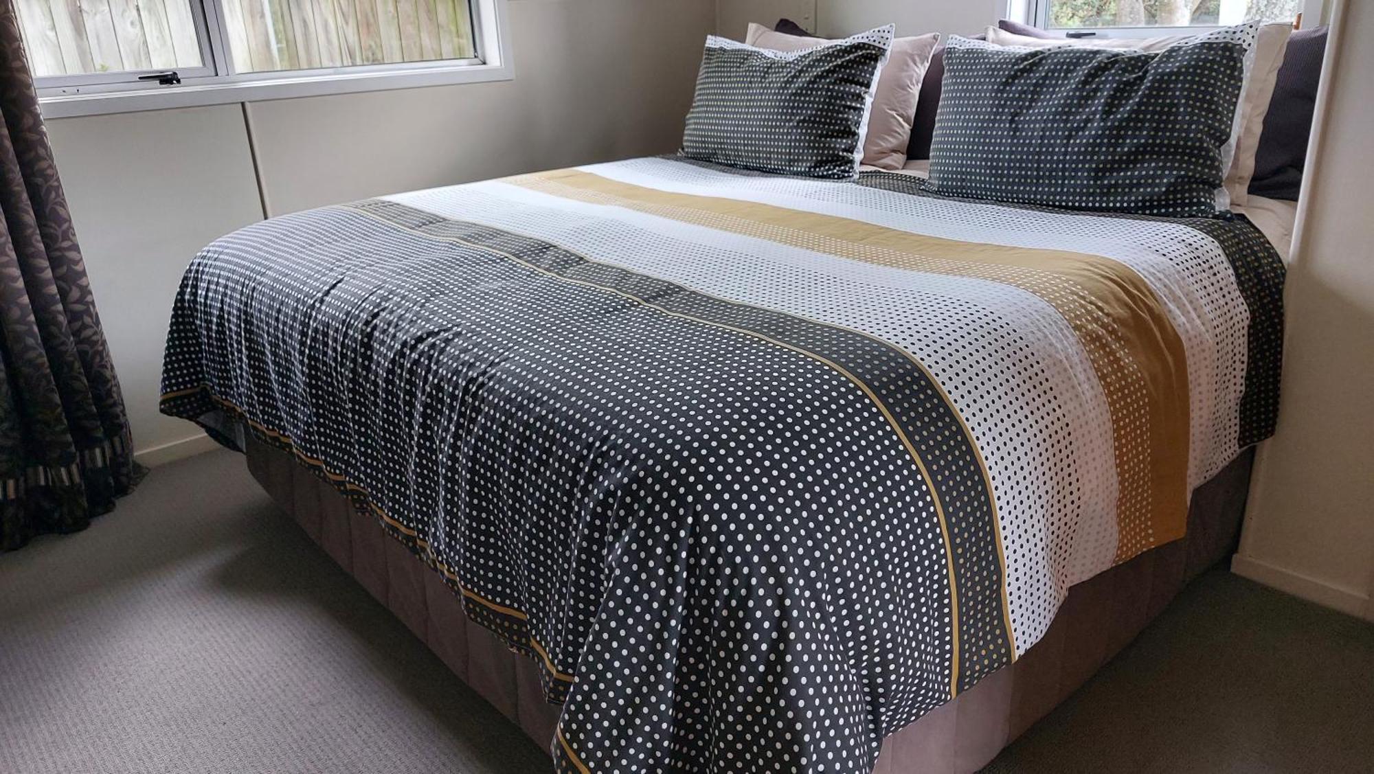Bed And Breakfast Happy Home Taupo Accommodation Buitenkant foto