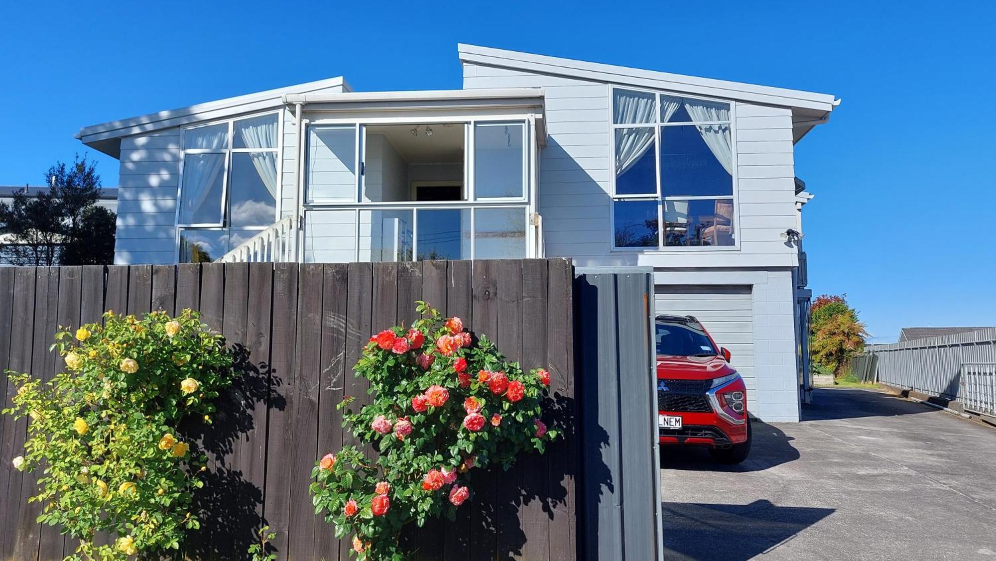 Bed And Breakfast Happy Home Taupo Accommodation Buitenkant foto