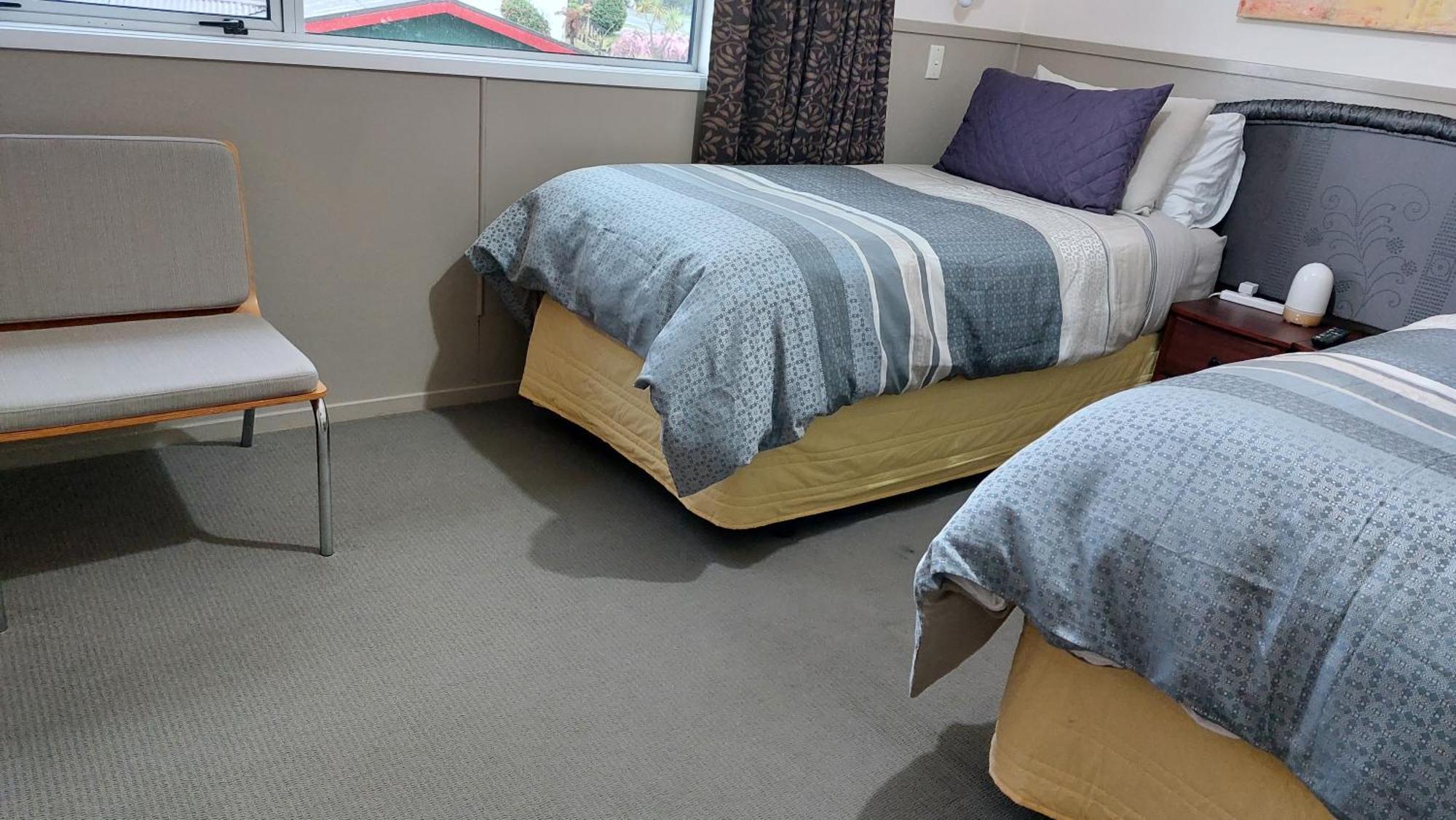 Bed And Breakfast Happy Home Taupo Accommodation Buitenkant foto