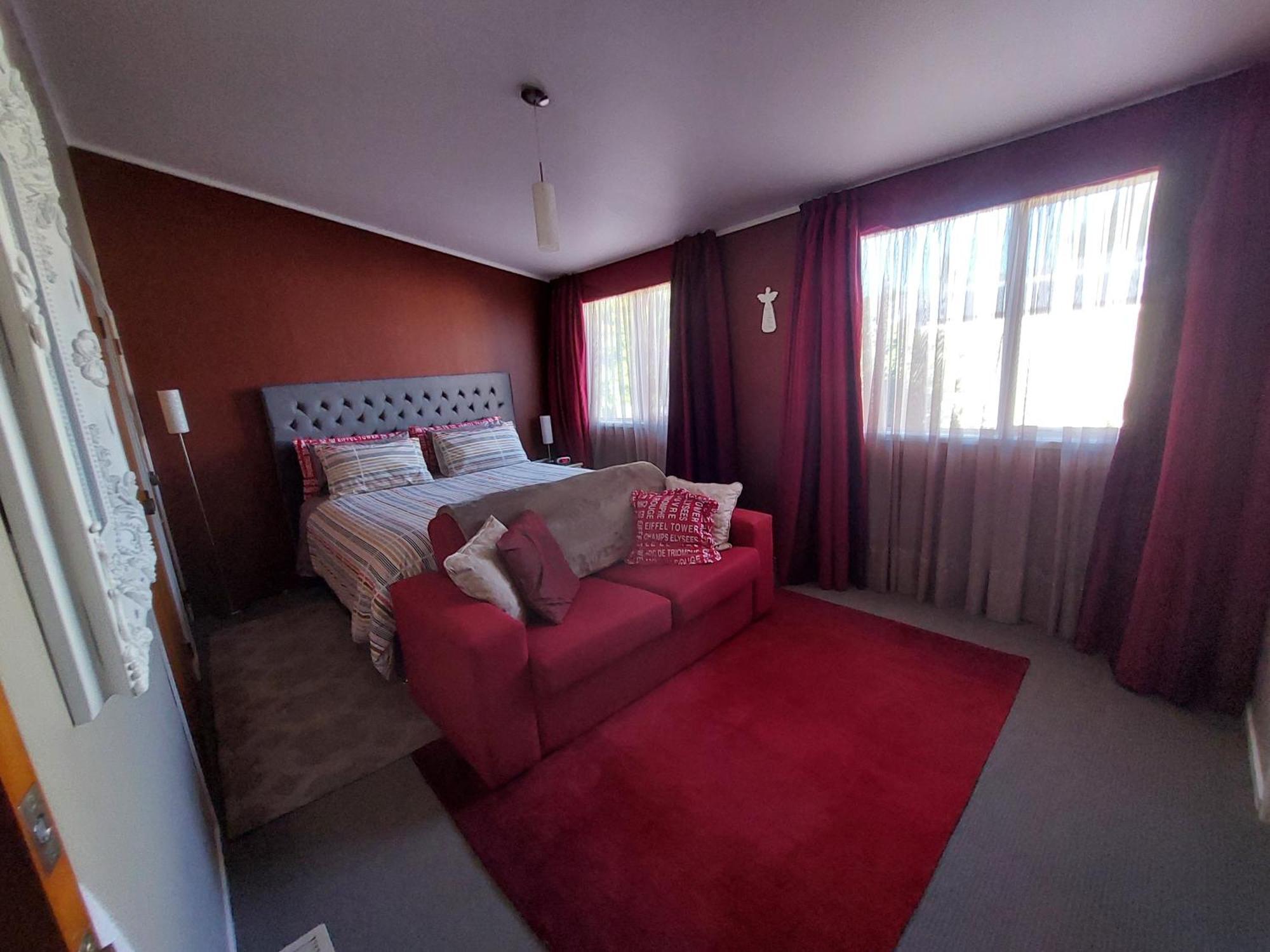 Bed And Breakfast Happy Home Taupo Accommodation Buitenkant foto
